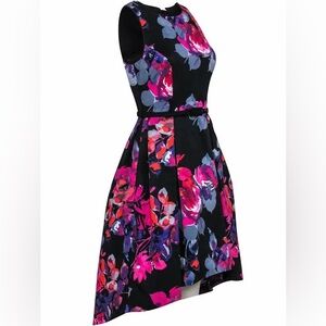 Vince Camuto:Black, Purple & Pink Floral Print Pleated High-Low Midi Dress